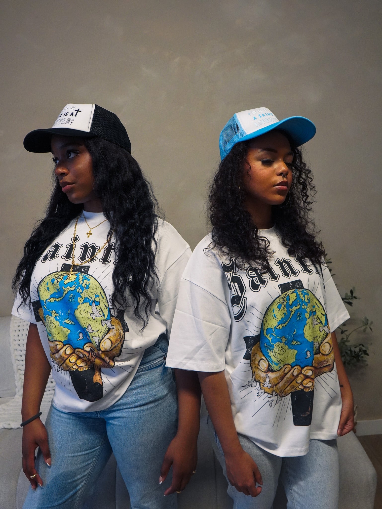Gain The World Tee - White